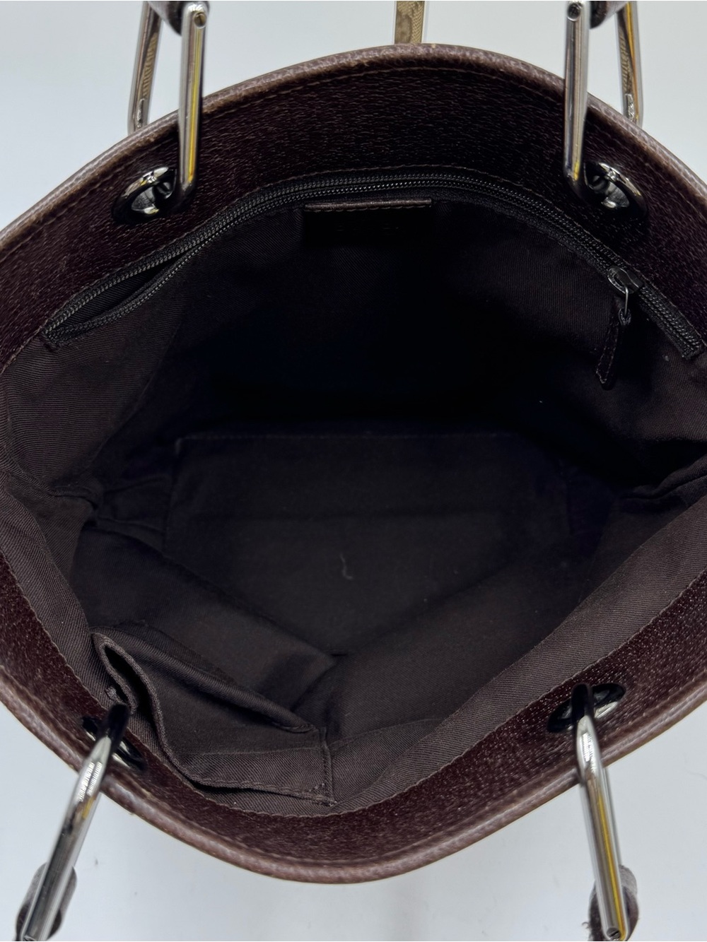 Gucci Beige & Brown GG Canvas Shoulder Tote - Picture 5 of 11